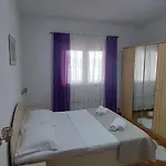 Toncica * Omiš