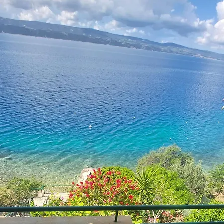 Toncica Apartment Omis