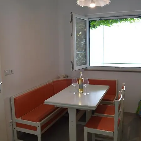Apartment Toncica *