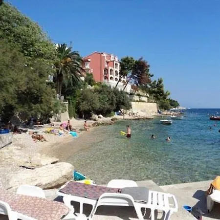 Toncica Apartment *